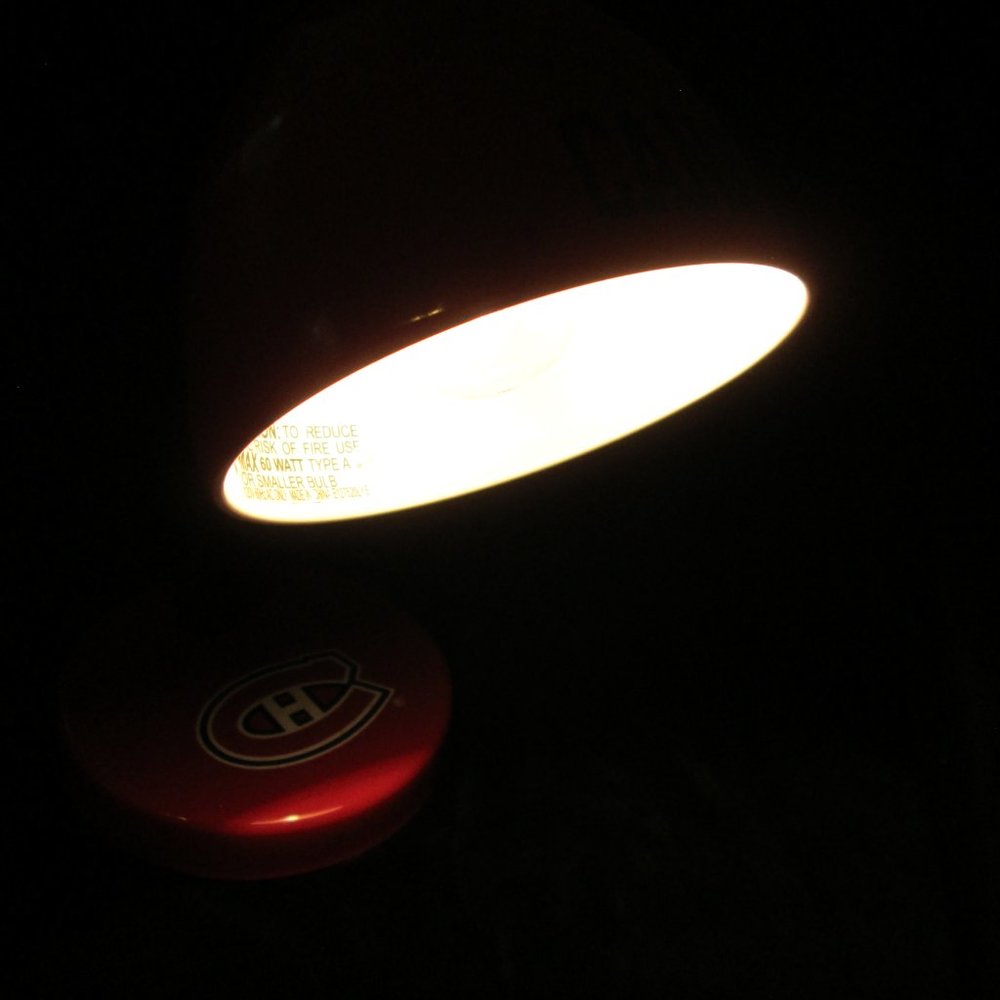 Montreal Canadiens Desk Lamp - Picture 6 of 8